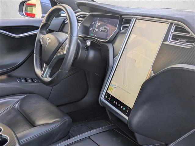 Used 2015 Tesla Model S 90D image 24