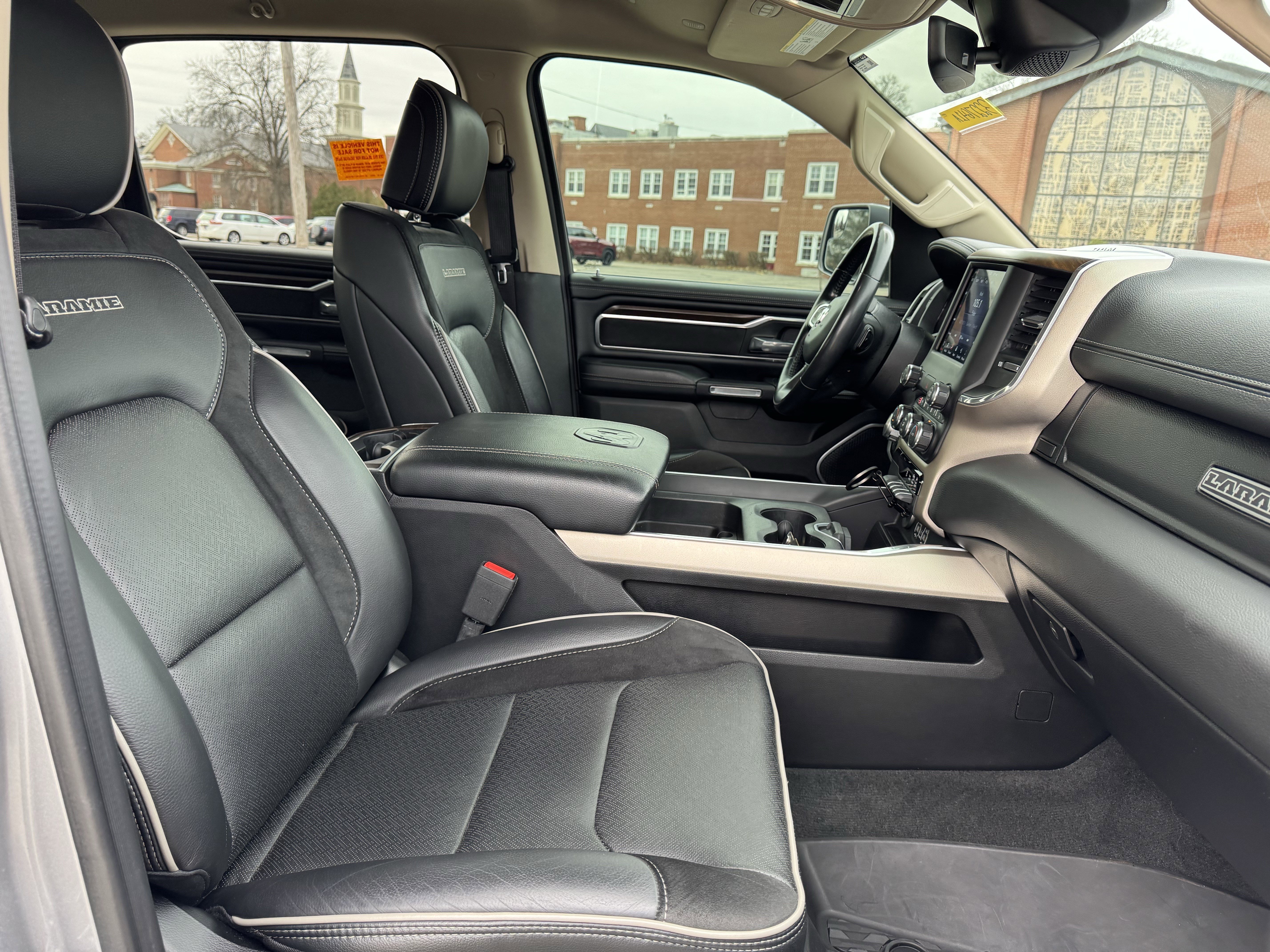 Used 2021 RAM 1500 Laramie image 38