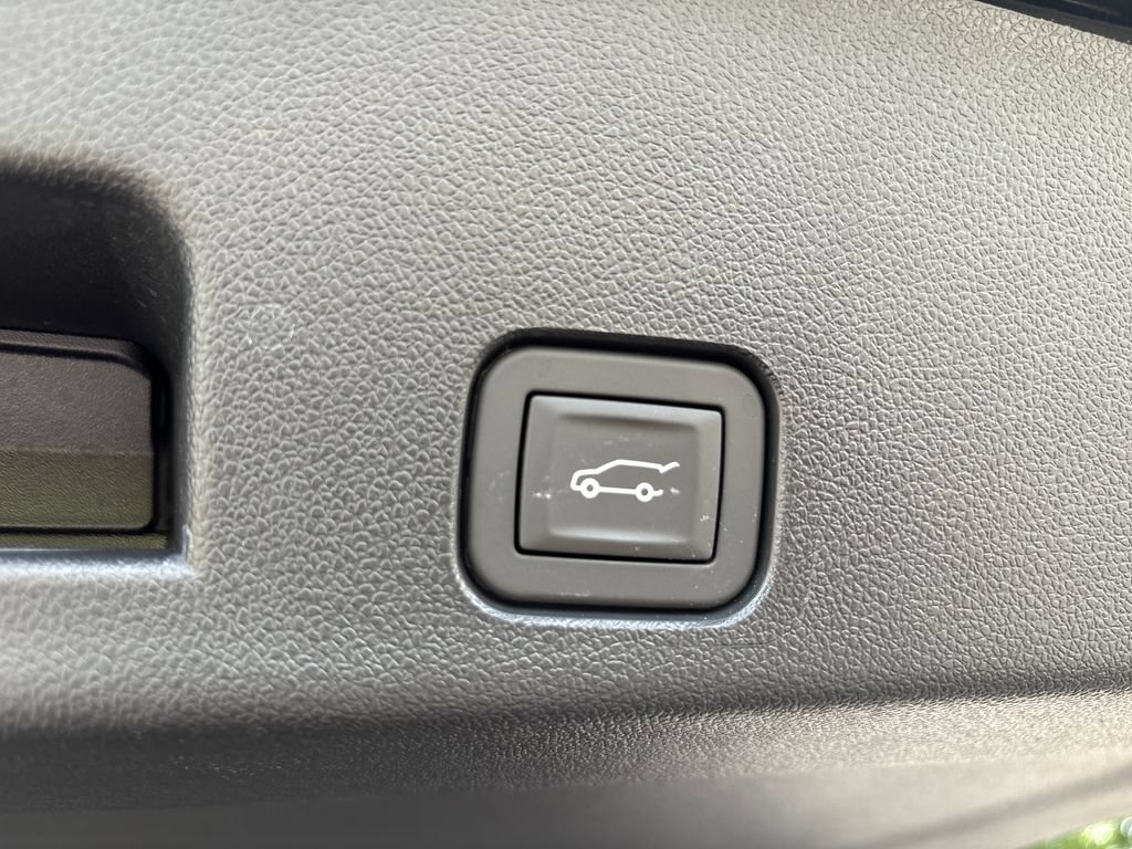 Used 2026 Buick Enclave Sport Touring FWD image 49