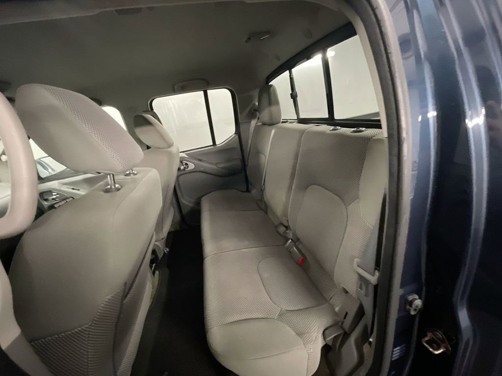 Used 2015 Nissan Frontier SV w/ SV Value Truck Package image 21