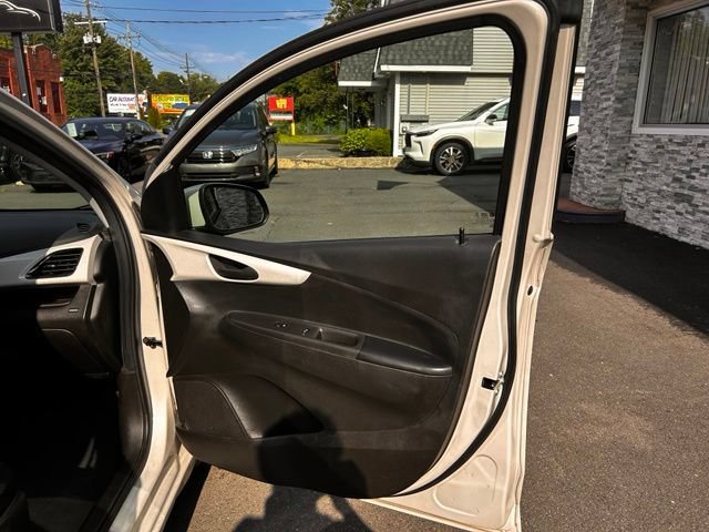 Used 2018 Chevrolet Spark LT FWD image 11