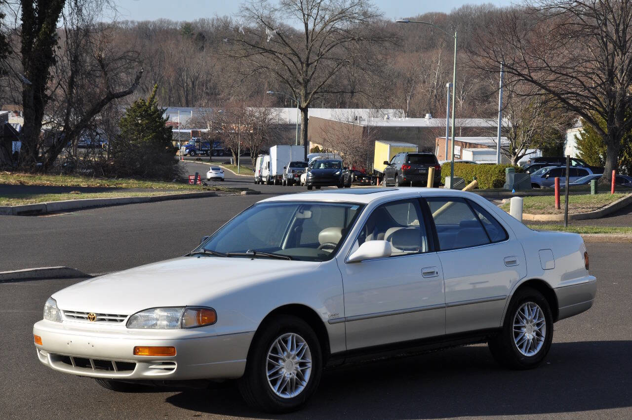 Used 1996 Toyota Camry LE