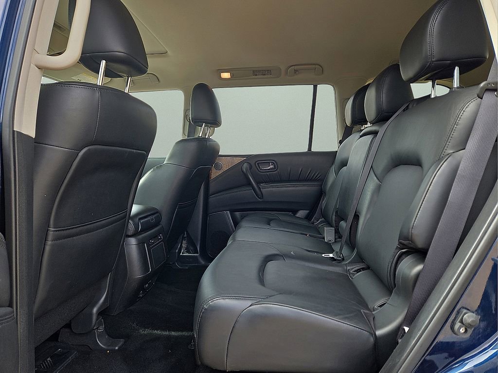 Used 2024 Nissan Armada SL image 16
