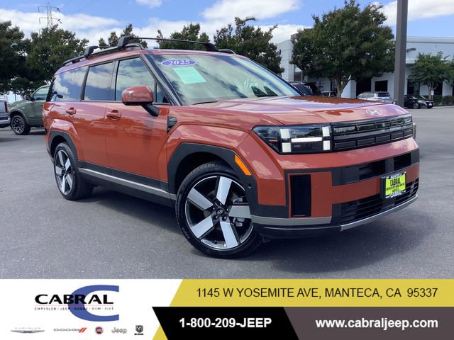 Used 2025 Hyundai Santa Fe Limited AWD/4WD image 1