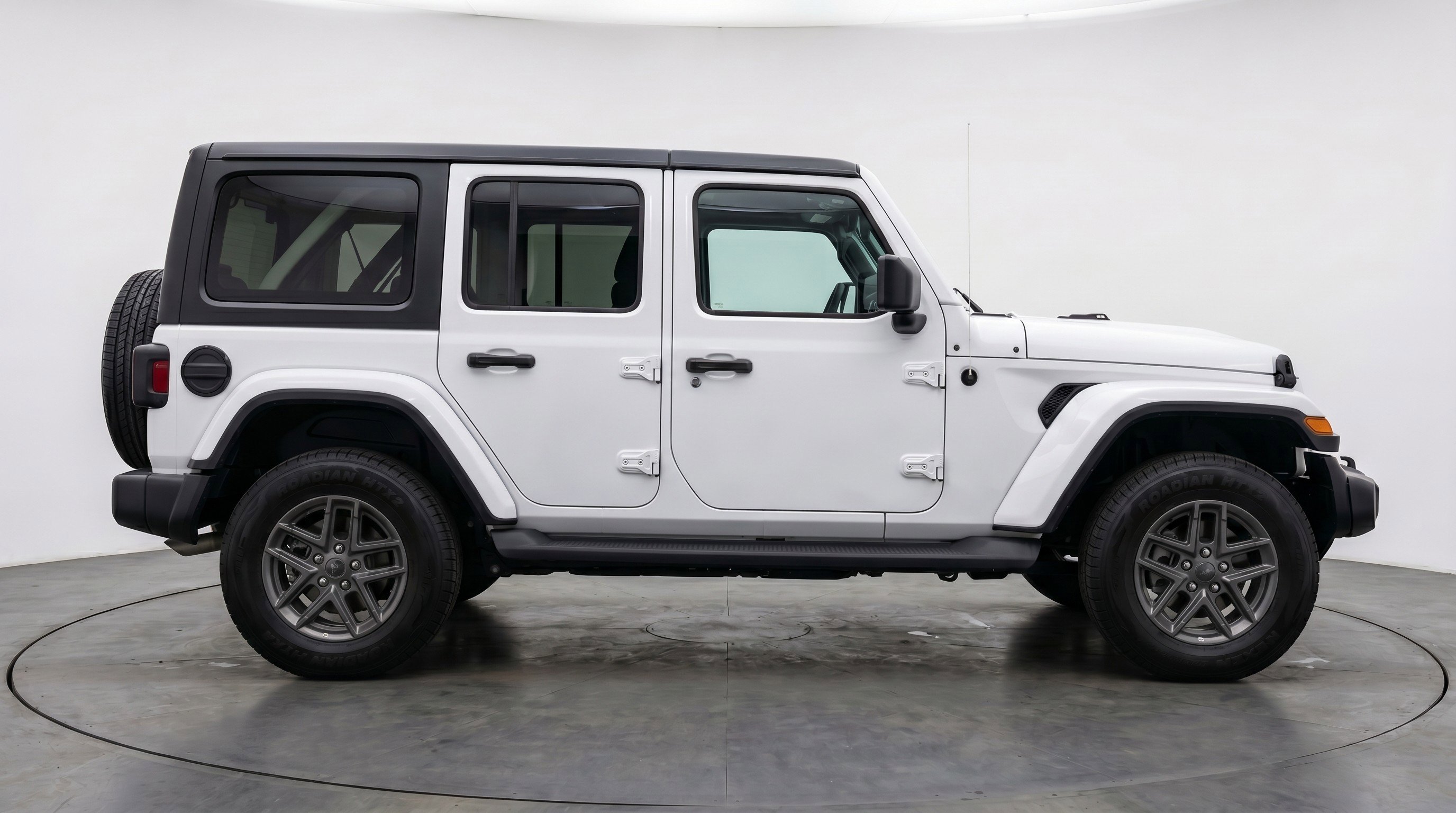 Used 2025 Jeep Wrangler Unlimited Sport AWD/4WD image 11