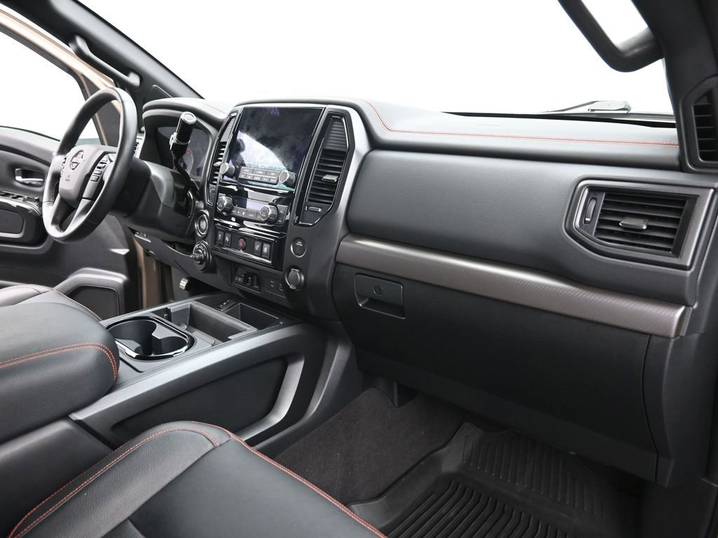Used 2023 Nissan Titan PRO-4X w/ Pro-4x Convenience Package image 26