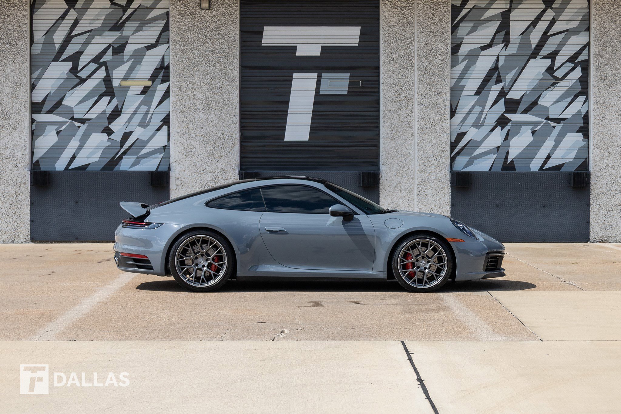 Used 2024 Porsche 911 Carrera 4S w/ Sport Package AWD/4WD image 17