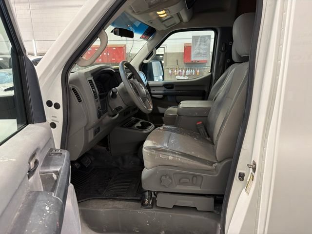 Used 2013 Nissan NV 2500 SV w/ Technology Pkg RWD image 15