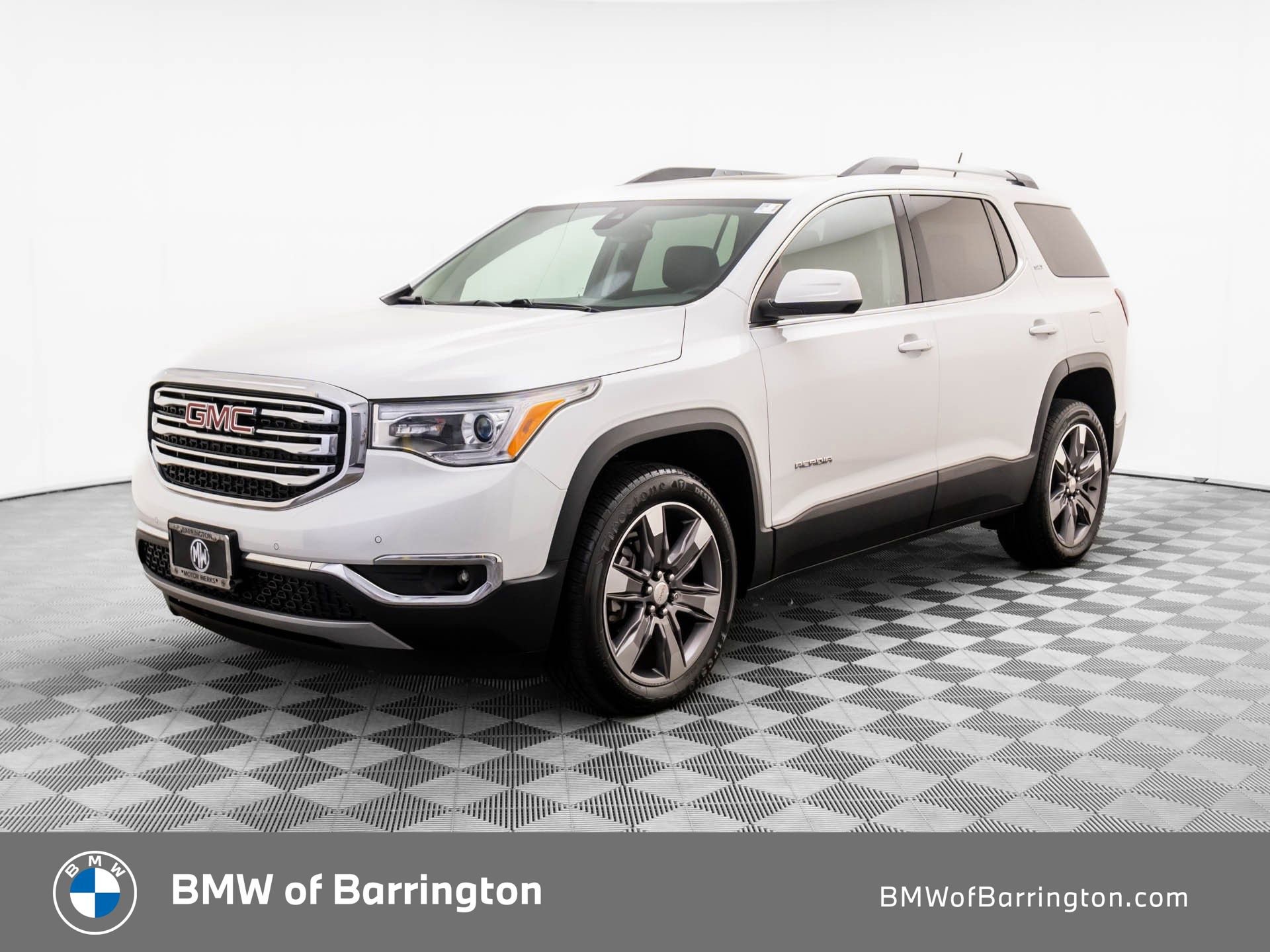 Used 2019 GMC Acadia SLT w/ LPO, Floor Liner Package image 1