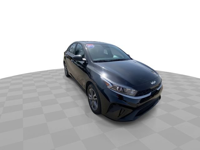 Used 2023 Kia Forte LXS FWD image 4