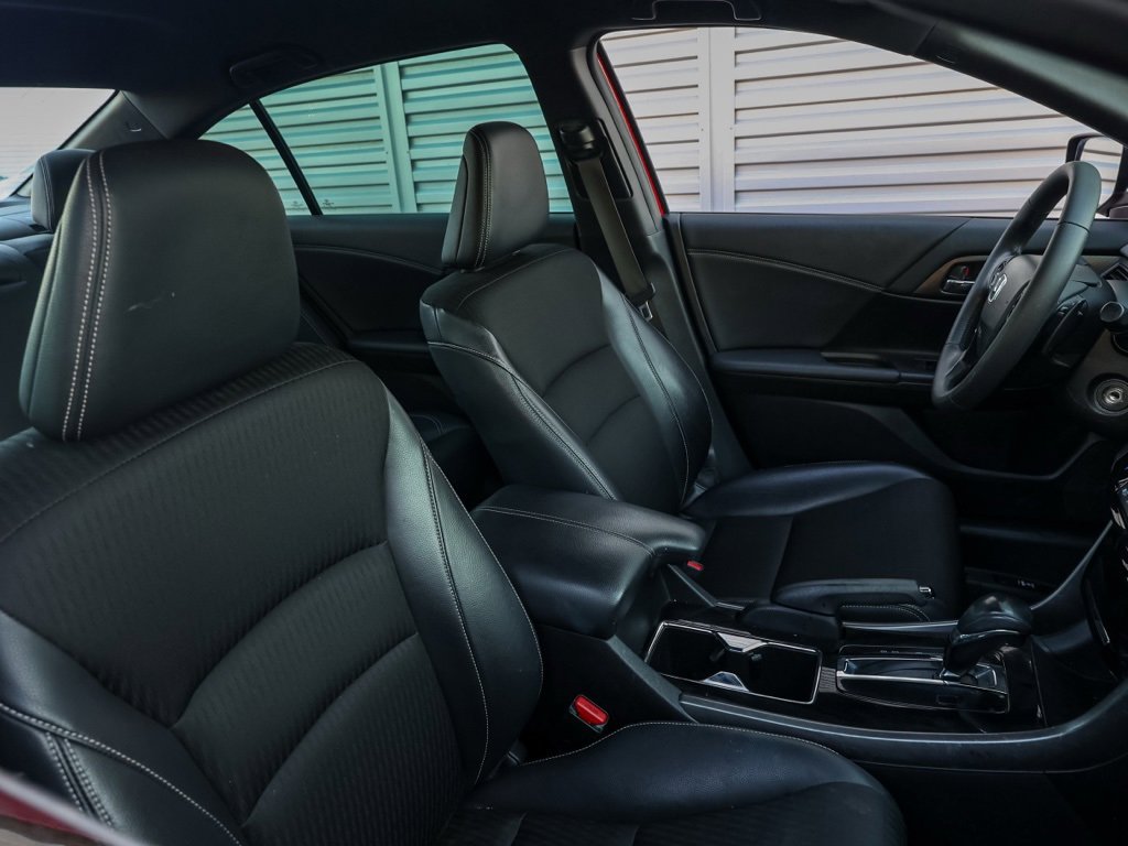 Used 2016 Honda Accord Sport image 20
