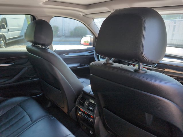 Used 2016 BMW X6 xDrive35i image 22