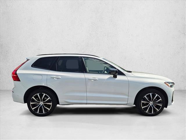 Used 2025 Volvo XC60 B5 Plus w/ Protection Package Premier AWD/4WD image 4