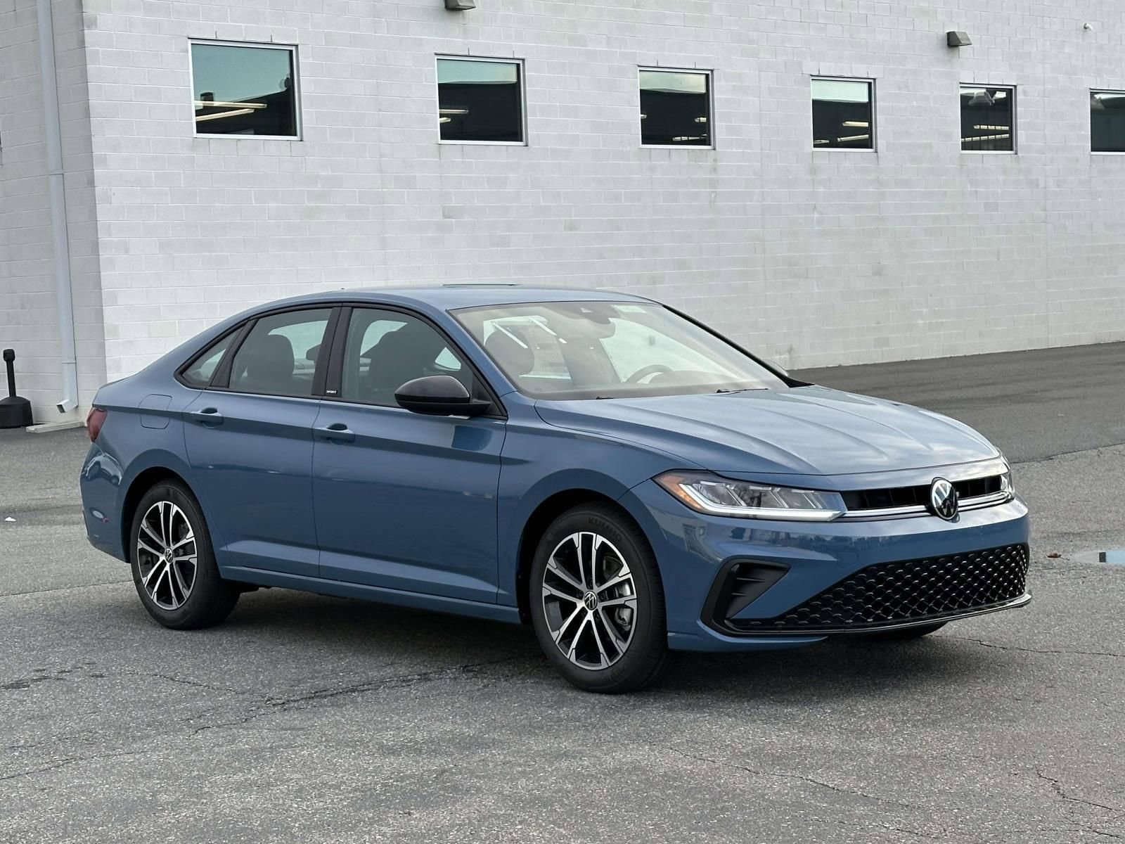 New 2026 Volkswagen Jetta Sport image 8