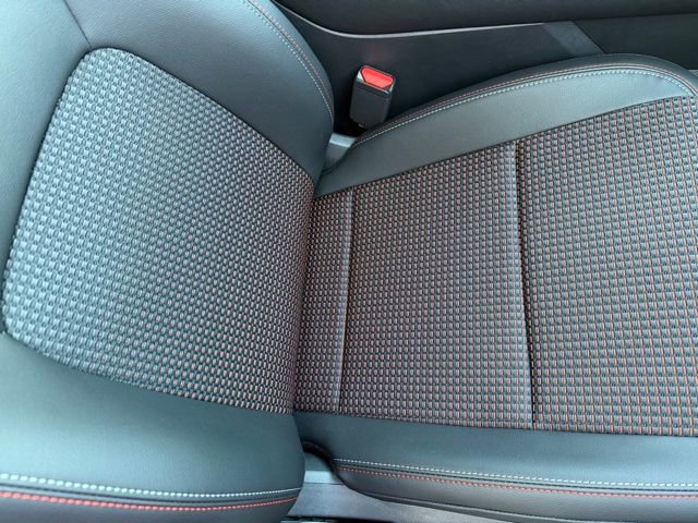 New 2026 Nissan Kicks SR w/ SR Premium Package FWD image 26