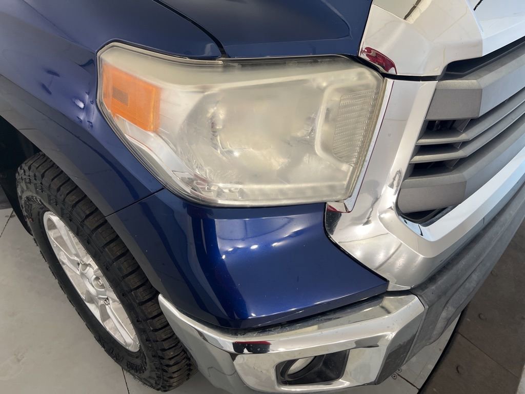 Used 2015 Toyota Tundra SR5 w/ SR5 Upgrade Package image 34