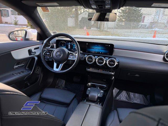 Used 2023 Mercedes-Benz CLA 250 4MATIC image 22