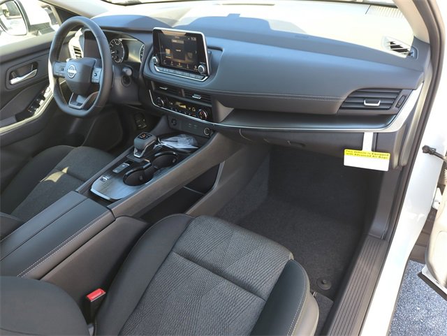 New 2026 Nissan Rogue SV image 18