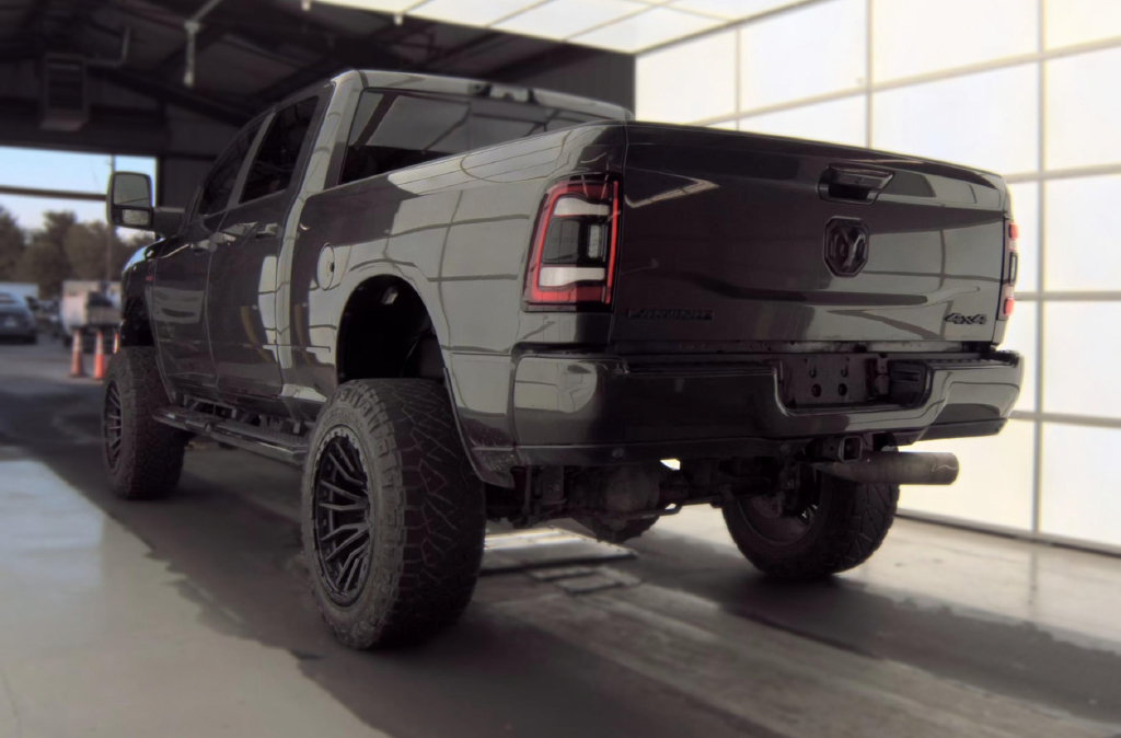 Used 2023 RAM 2500 Laramie w/ Night Edition AWD/4WD image 5