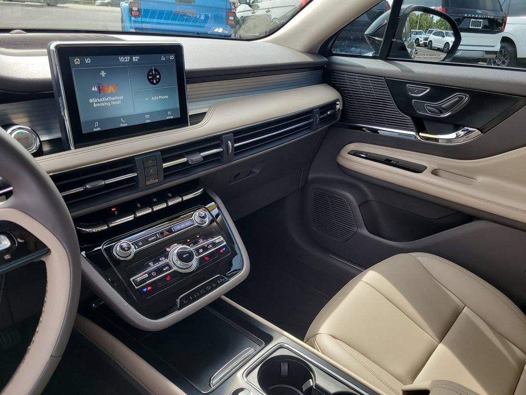Used 2022 Lincoln Corsair FWD image 18