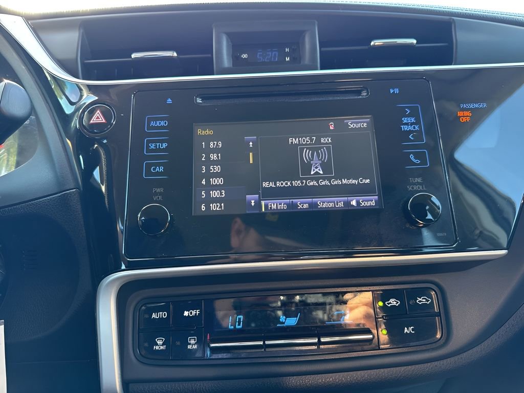 Used 2019 Toyota Corolla LE image 15