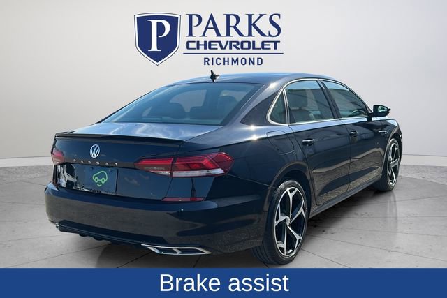 Used 2022 Volkswagen Passat 2.0T R-Line image 7