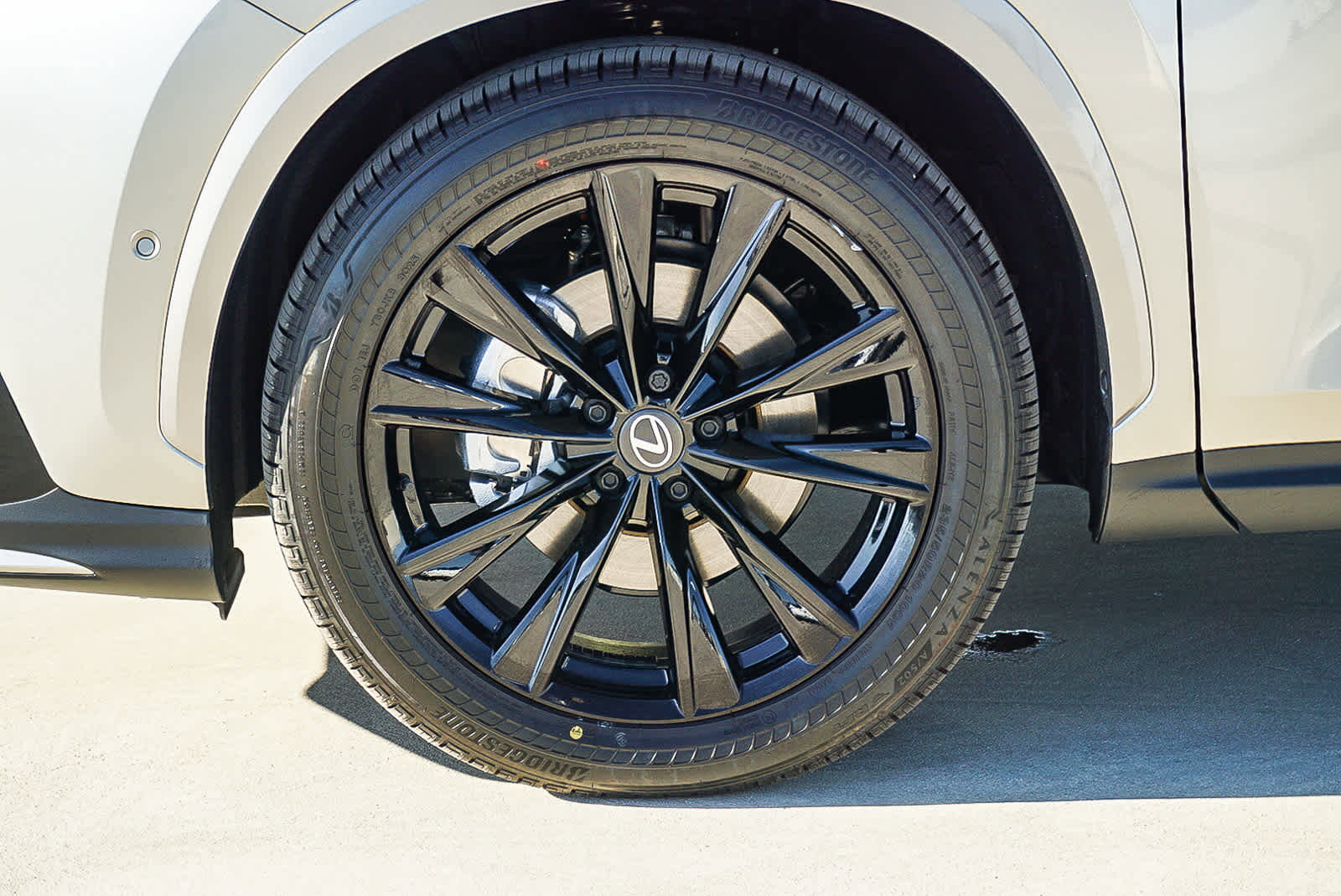 New 2026 Lexus NX 450h+ F Sport image 9