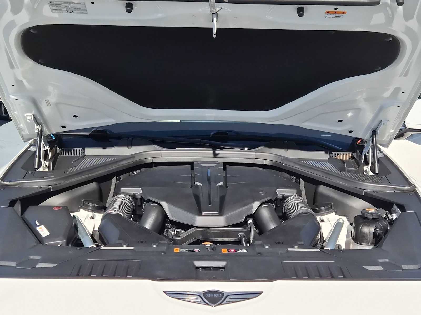 Used 2025 Genesis GV80 3.5T image 13