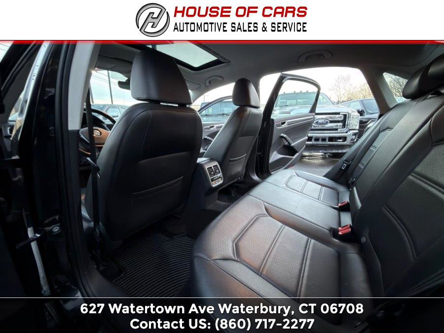 Used 2017 Volkswagen Passat 1.8T SE image 44