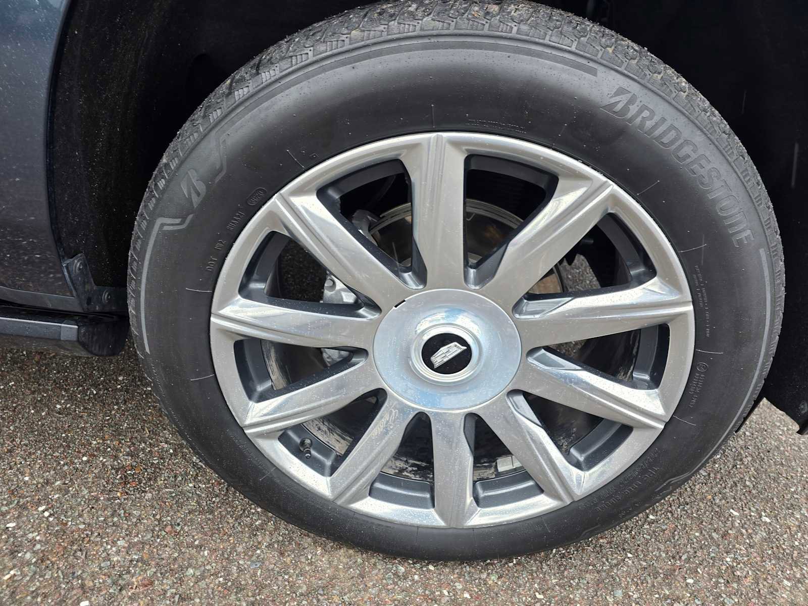 Used 2021 Cadillac Escalade Premium Luxury Platinum image 9