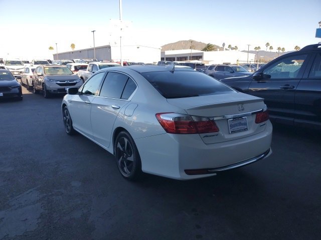 Used 2014 Honda Accord Plug-In Sedan image 5