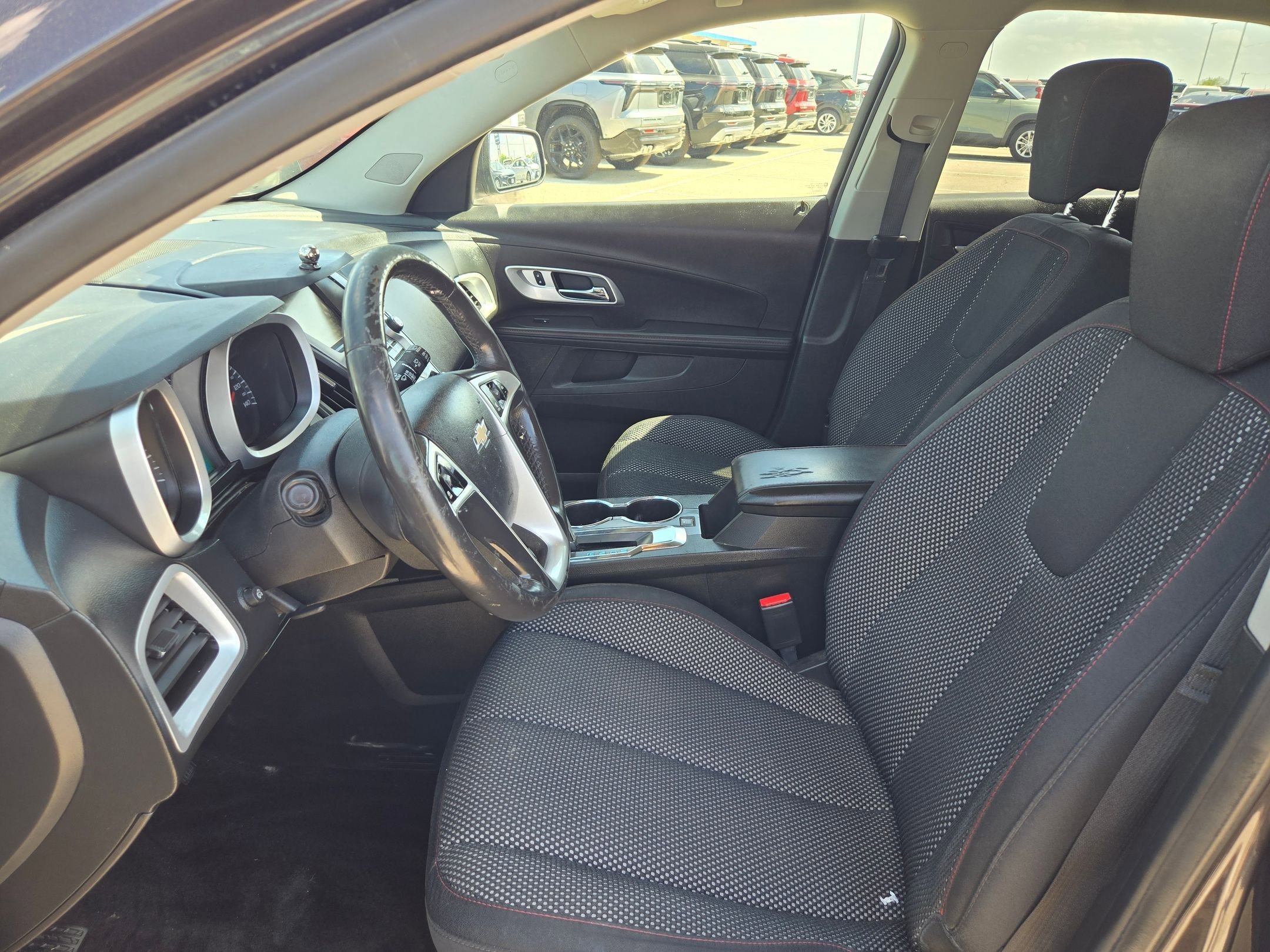 Used 2015 Chevrolet Equinox LT w/ Driver Convenience Package FWD image 9