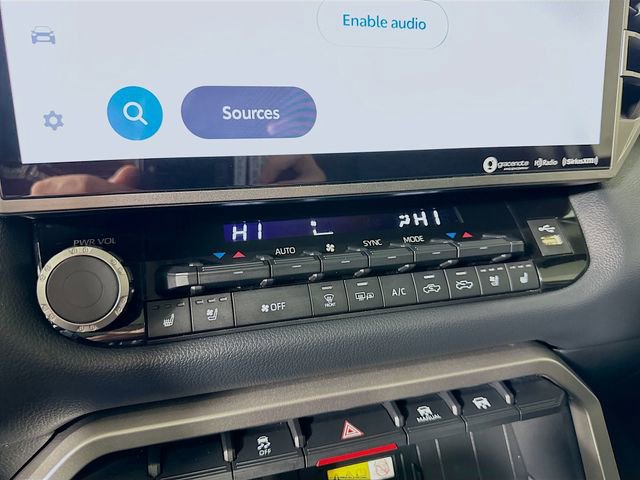 Used 2022 Toyota Tundra Limited image 17