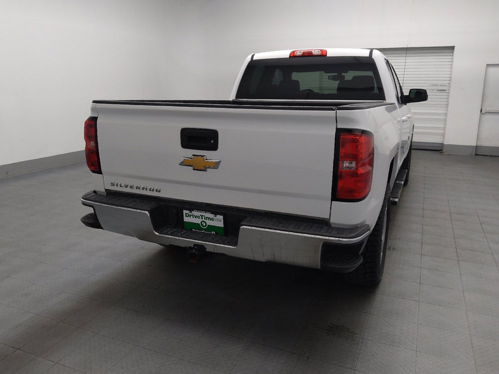 Used 2018 Chevrolet Silverado 1500 LT w/ Texas Edition RWD image 7
