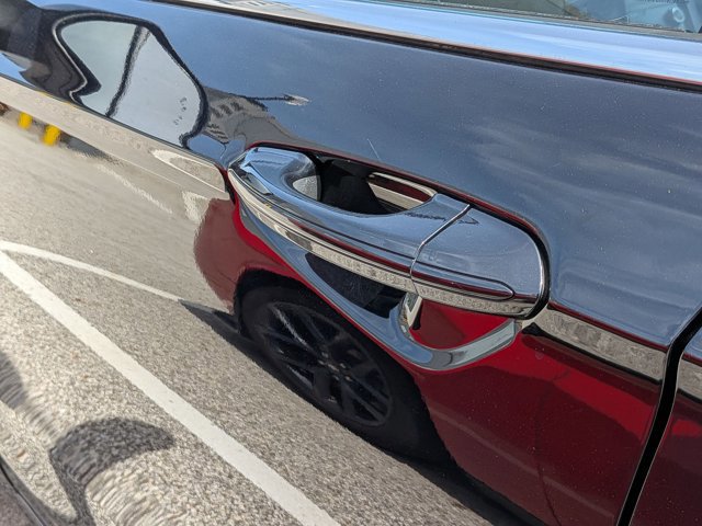 Used 2020 Ford Fusion SE w/ Equipment Group 151A FWD image 14