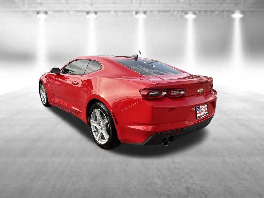 Used 2022 Chevrolet Camaro LT RWD image 7