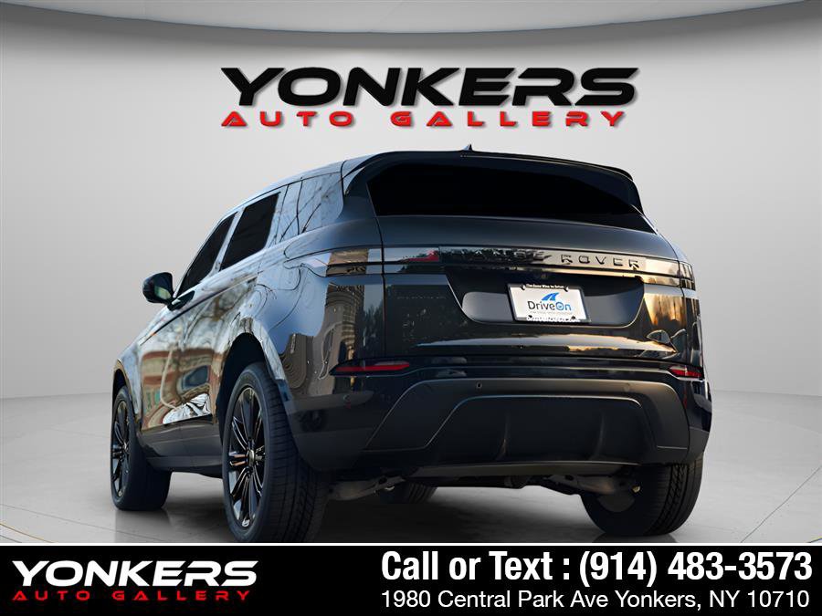 Used 2024 Land Rover Range Rover Evoque S image 6