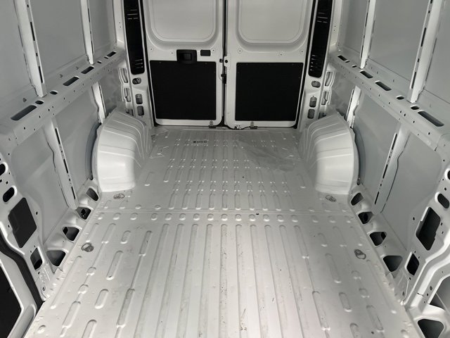 Used 2025 RAM ProMaster 2500 w/ Cold Weather Group image 9