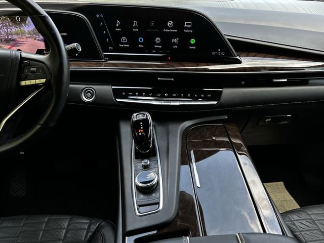 Used 2023 Cadillac Escalade ESV Sport Platinum image 17