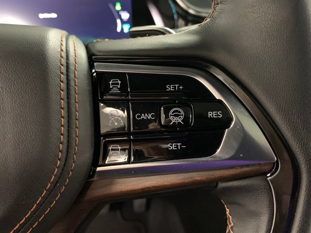Certified 2023 Jeep Grand Cherokee Summit w/ Advanced Protech Group IV AWD/4WD image 25