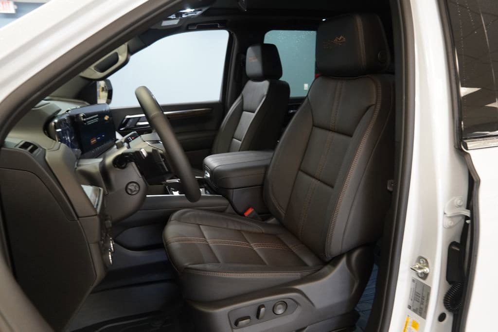 New 2026 Chevrolet Tahoe High Country image 3