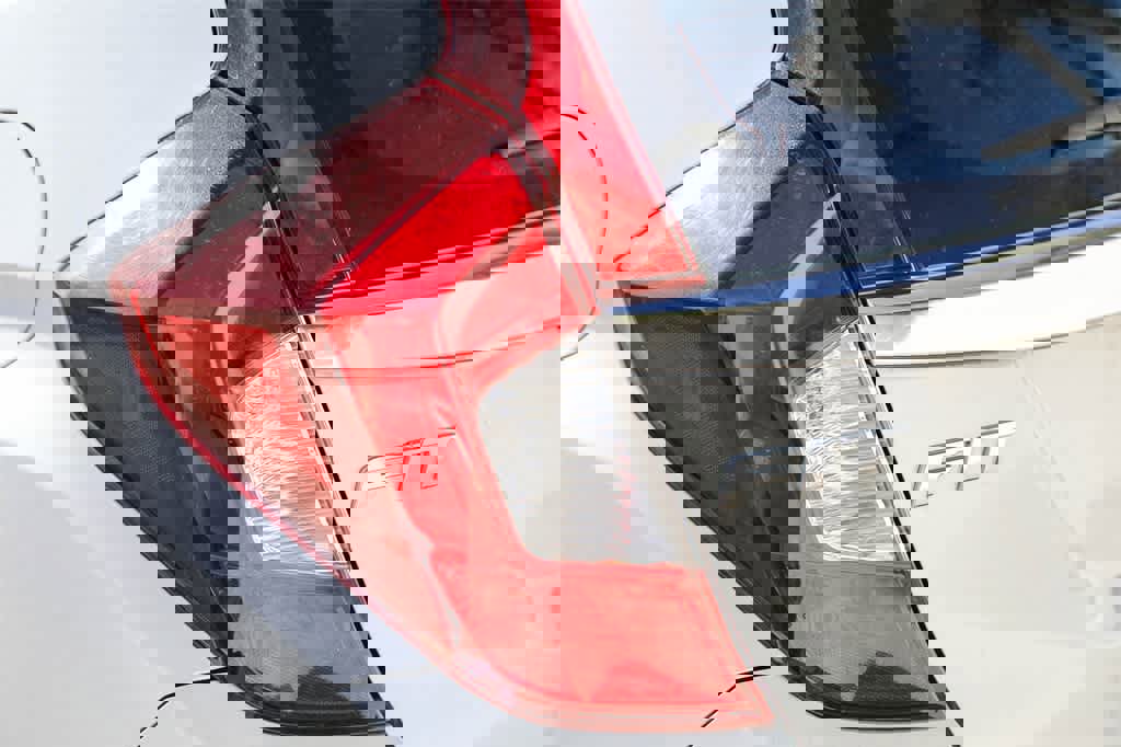 Used 2019 Honda Fit EX image 10