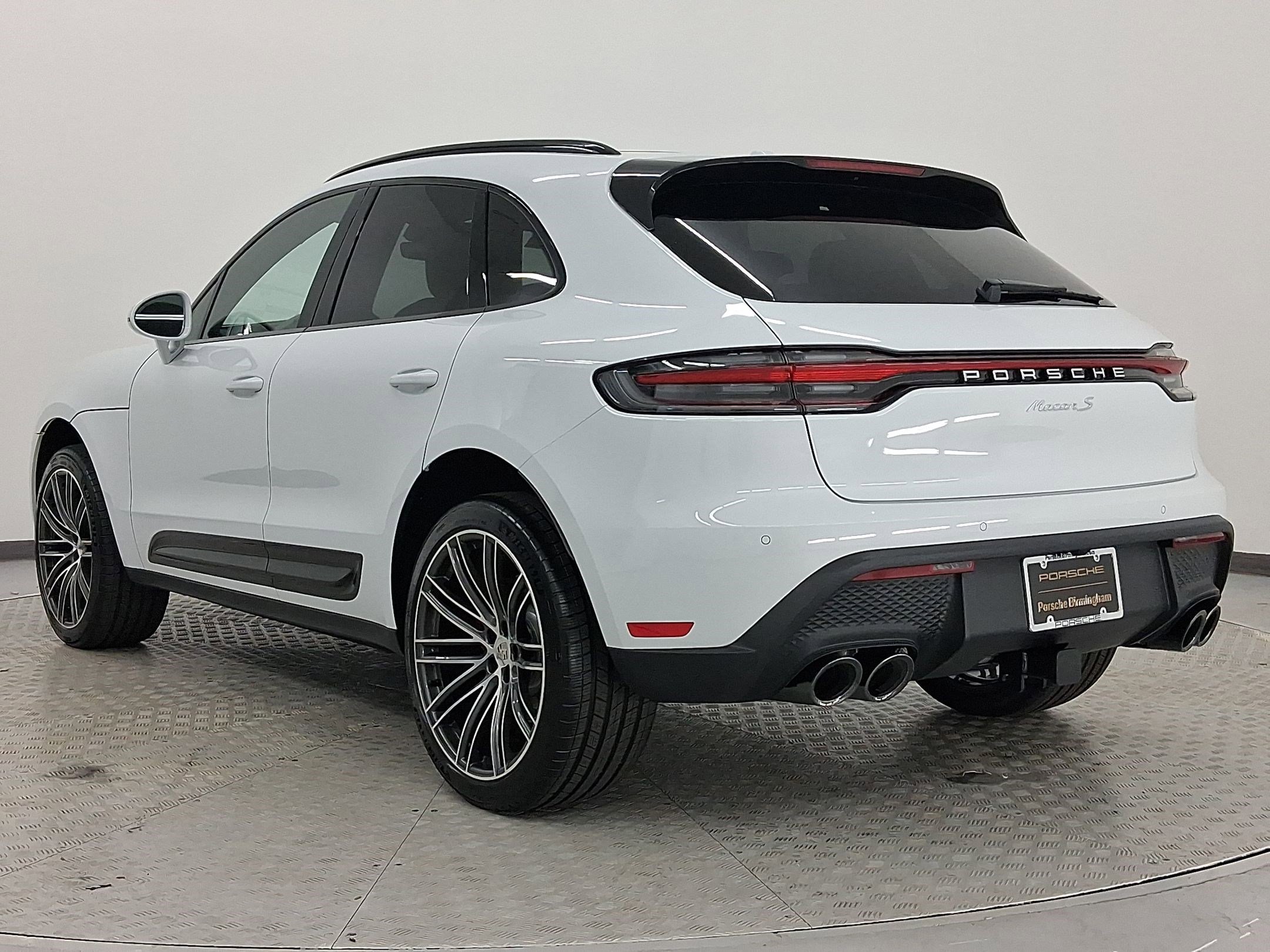 New 2026 Porsche Macan S image 3