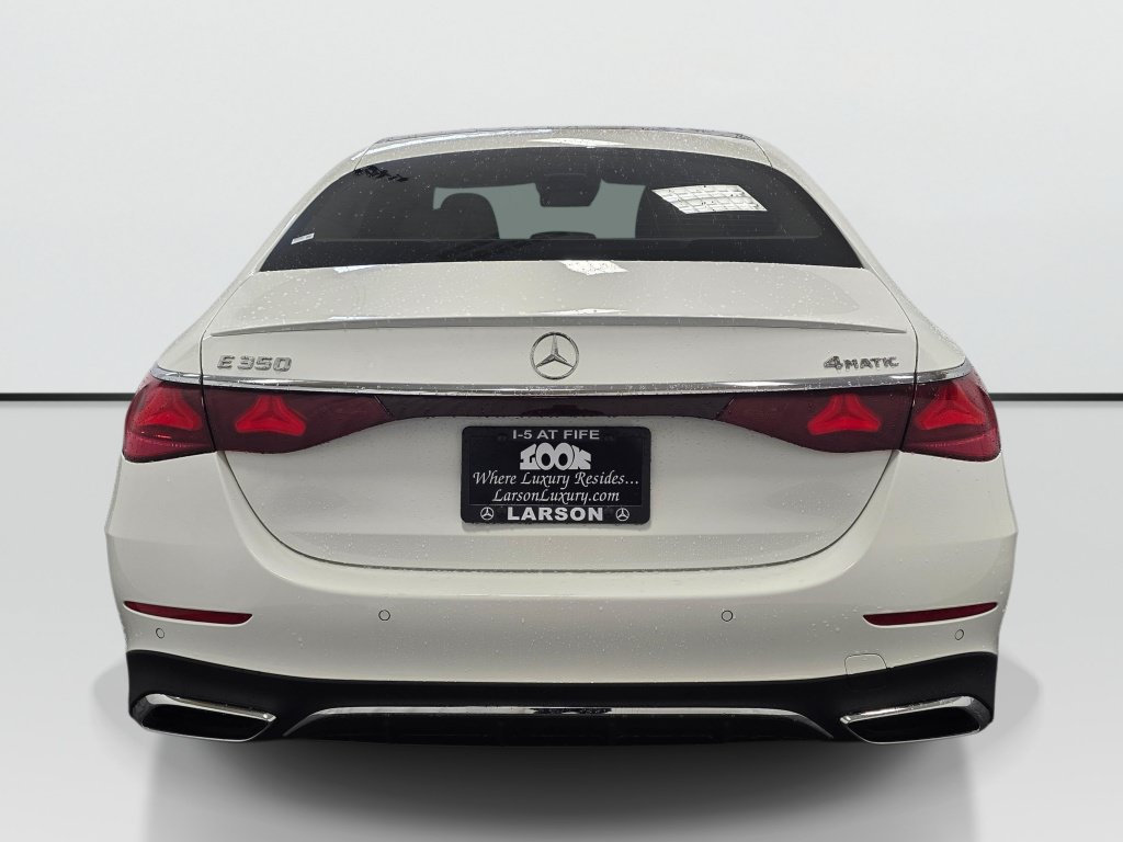 Used 2024 Mercedes-Benz E 350 4MATIC Sedan image 5