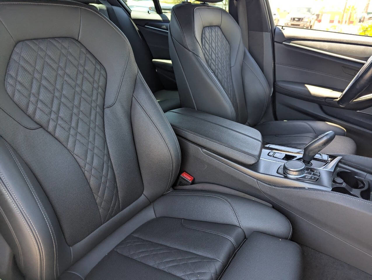 Used 2021 BMW 540i 540i 4dr Sedan w/ M Sport Package image 11