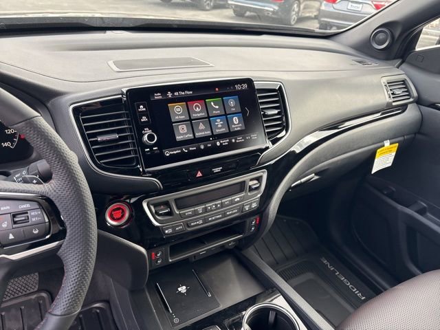 New 2026 Honda Ridgeline Black Edition image 16