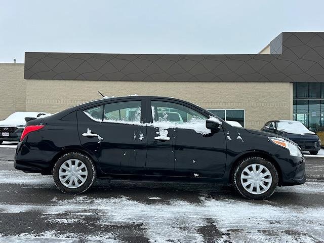 Used 2018 Nissan Versa SV image 12