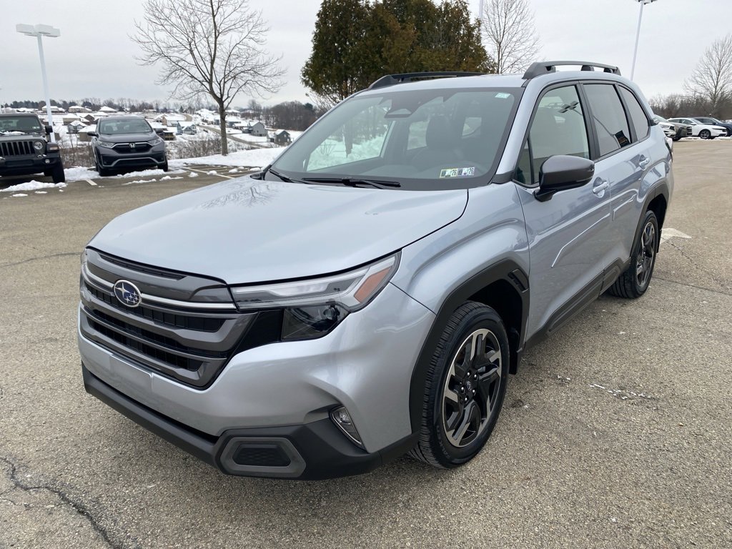 Used 2025 Subaru Forester Limited image 7