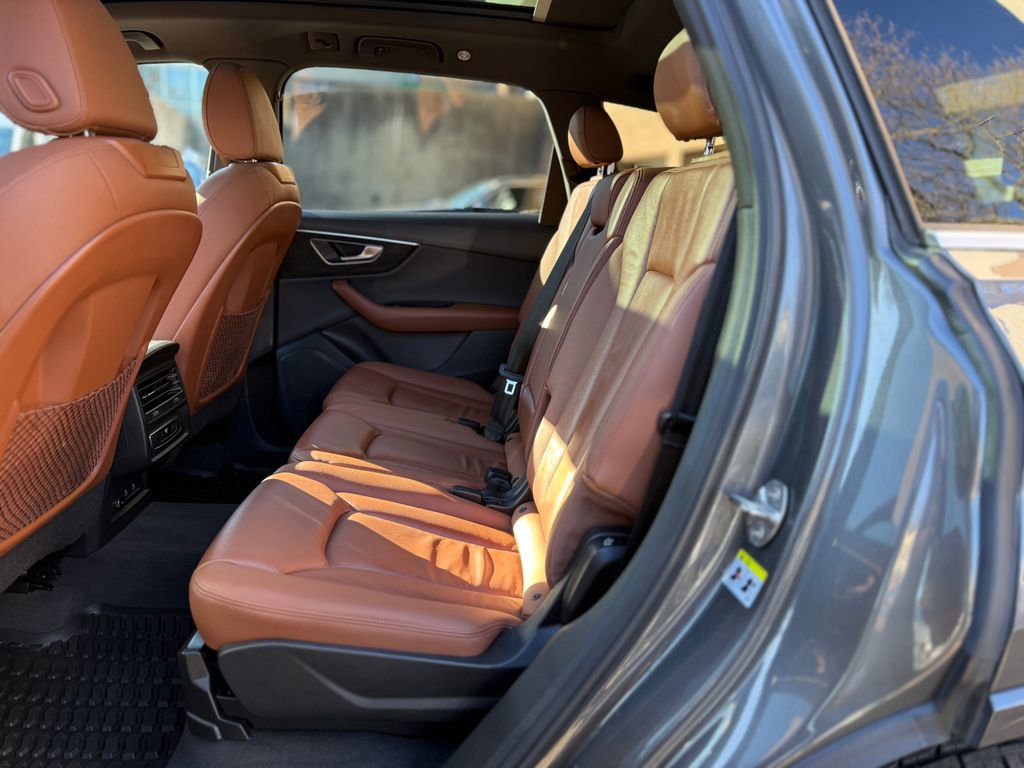 Used 2022 Audi Q7 2.0T Premium image 23