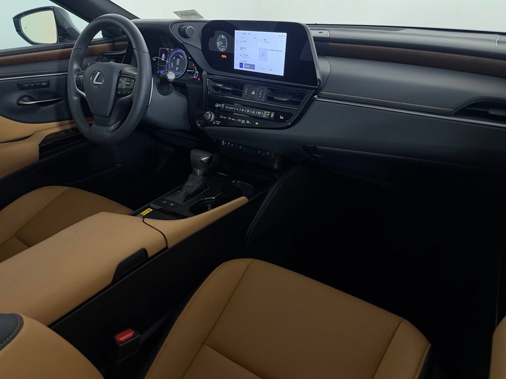 Used 2025 Lexus ES 300h w/ Premium Package FWD image 14